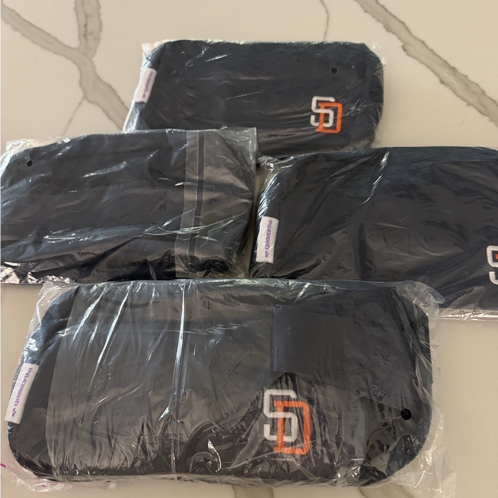 SD Padres navy crossbody - Picture 5 of 9